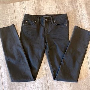 Level 99 Lily Skinny Straight Black jeans stretch size 27 length 32”
